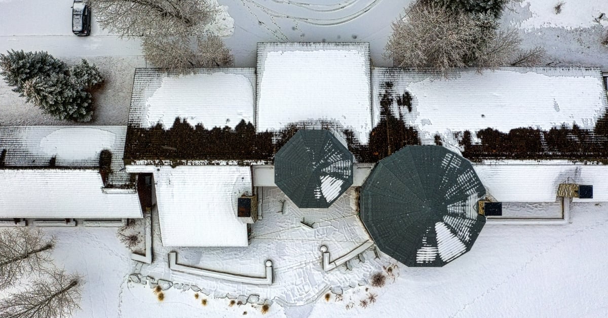 Hero - 2025-11-24T102317.241